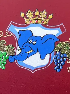 Wappen mit Elefant